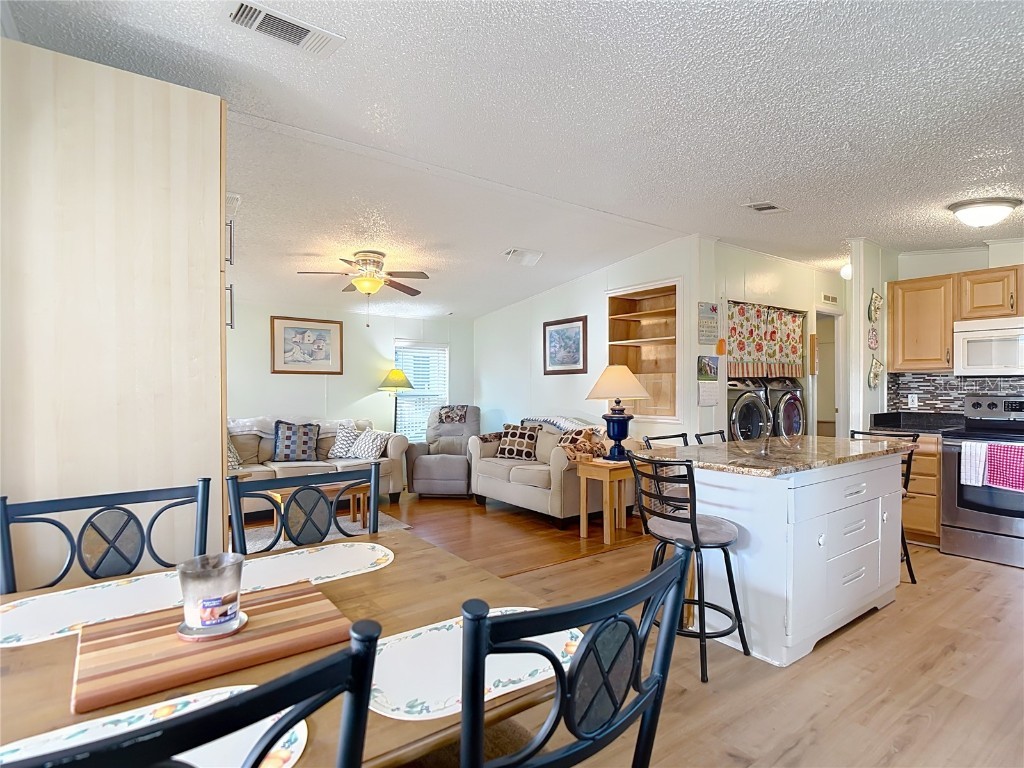 10033 Wellington Avenue Dade City FL 33525 W7874176 image15