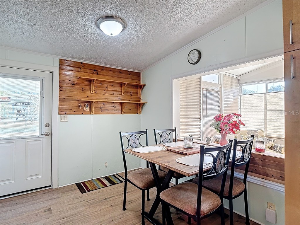 10033 Wellington Avenue Dade City FL 33525 W7874176 image17