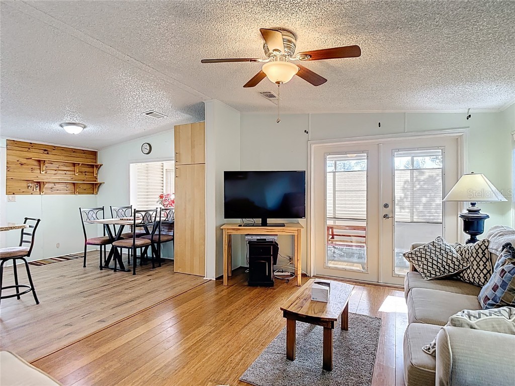 10033 Wellington Avenue Dade City FL 33525 W7874176 image22