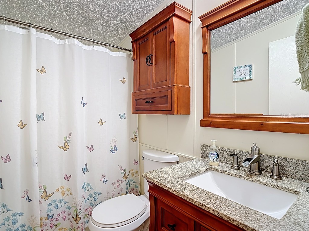 10033 Wellington Avenue Dade City FL 33525 W7874176 image37