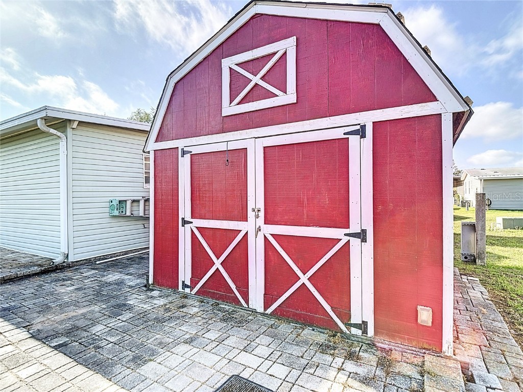 10033 Wellington Avenue Dade City FL 33525 W7874176 image45