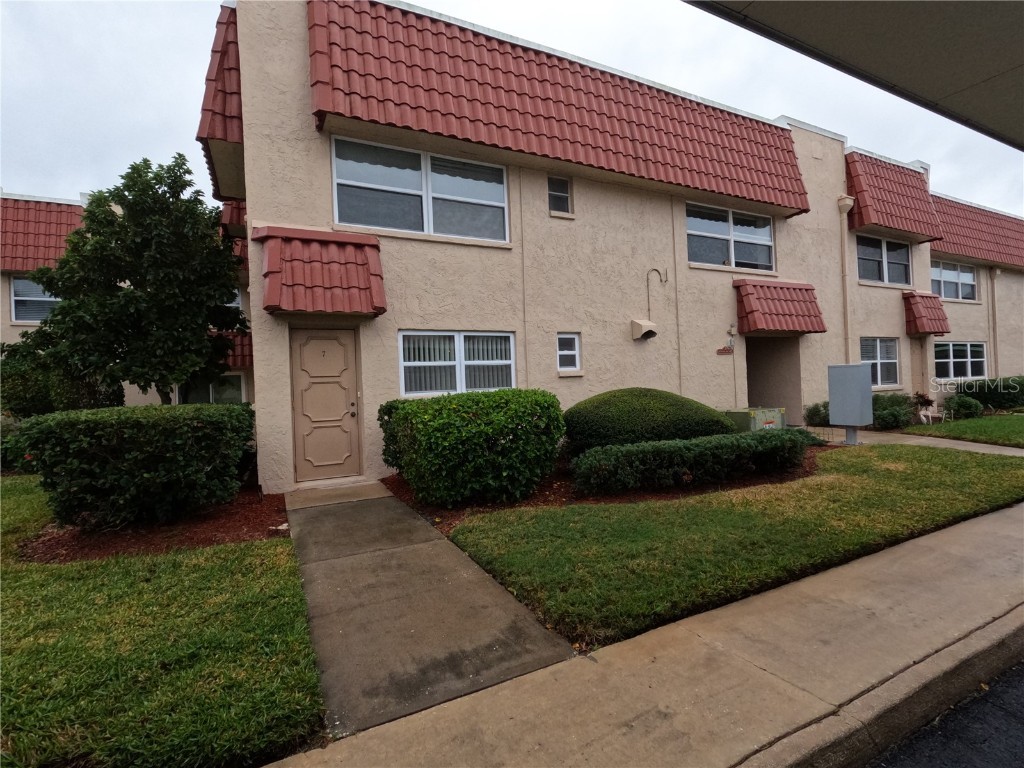 10034 64th Avenue N #21 Saint Petersburg FL 33708 U8221339 image1