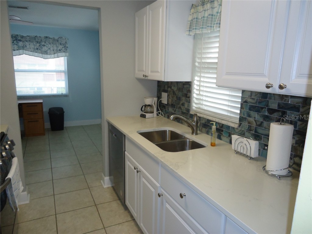 10034 64th Avenue N #21 Saint Petersburg FL 33708 TB8450501 image4