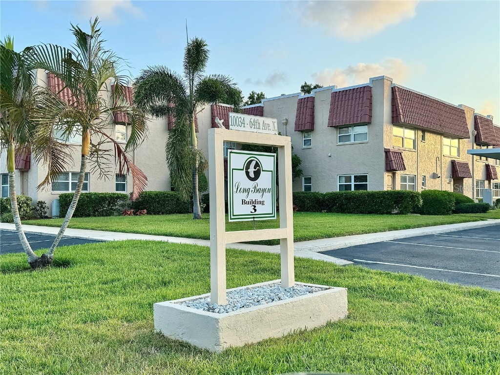 10034 64th Avenue N #6 Saint Petersburg FL 33708 U8244636 image1