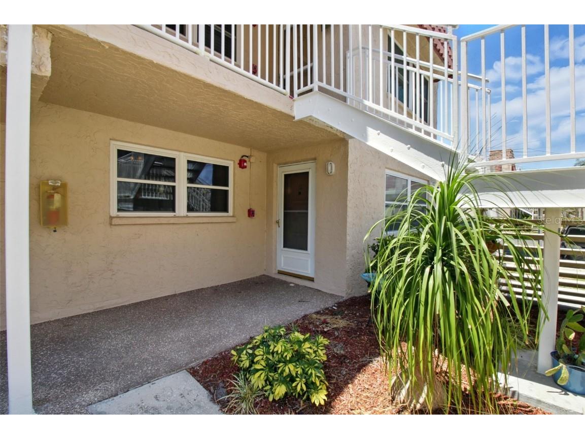 10035 63rd Avenue N #12 Saint Petersburg FL 33708 TB8377406 image1