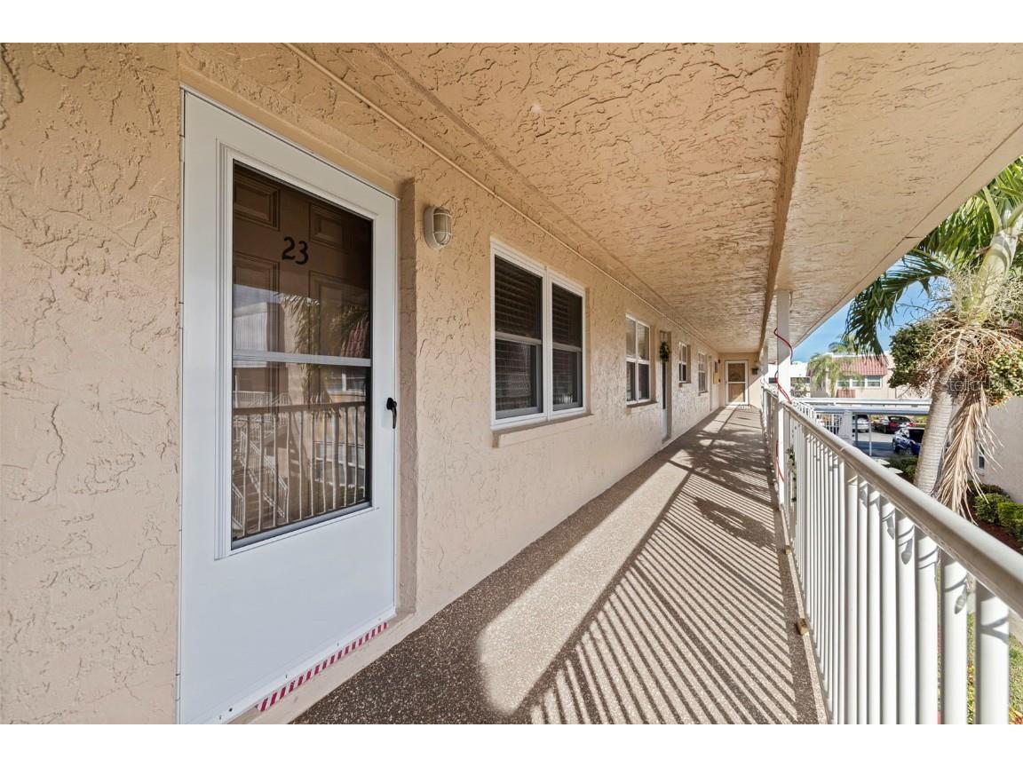 10035 63rd Avenue N #23 Saint Petersburg FL 33708 TB8457082 image4