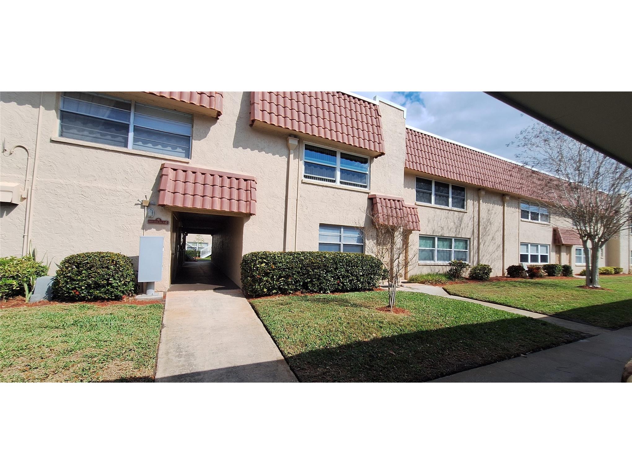 10035 63rd Avenue N #3 Saint Petersburg FL 33708 TB8480580 image1