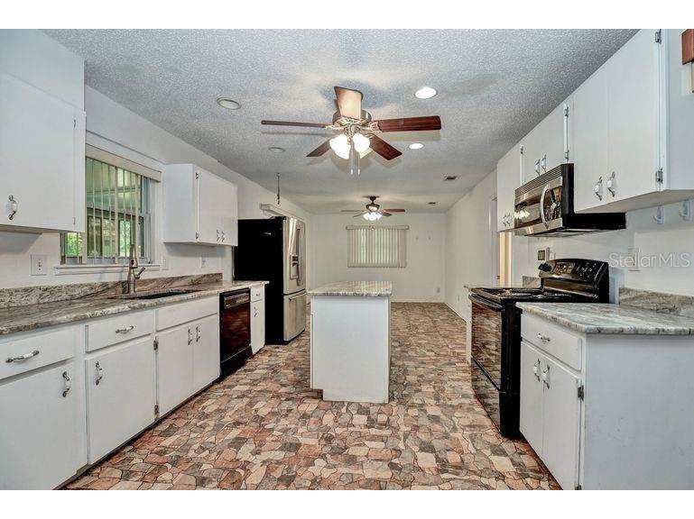 10035 SW 91st Terrace Ocala FL 34481 OM707286 image7