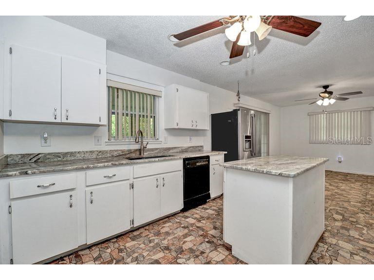 10035 SW 91st Terrace Ocala FL 34481 OM707286 image8