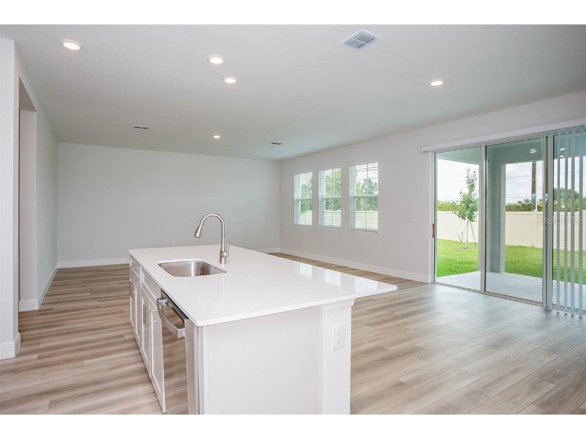 10036 Surrey Rose Drive San Antonio FL 33576 TB8398684 image5