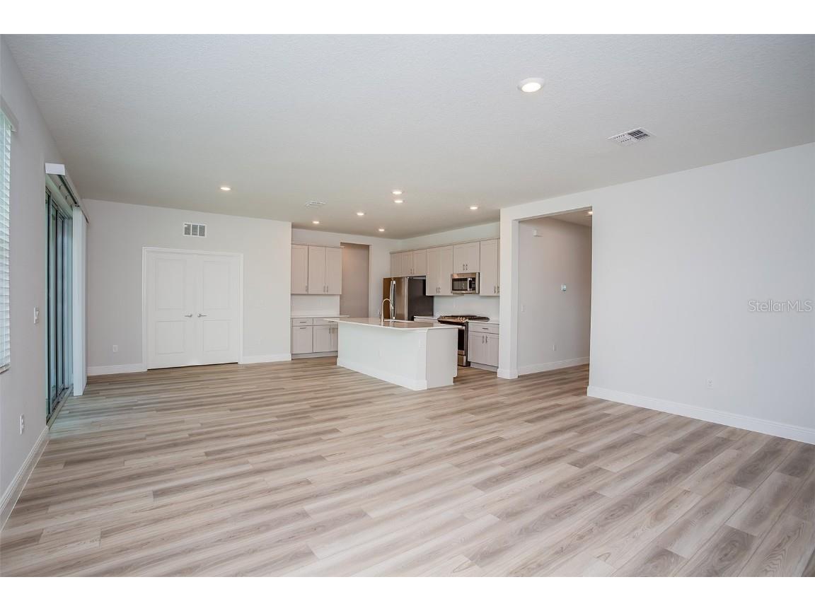 10036 Surrey Rose Drive San Antonio FL 33576 TB8398684 image6