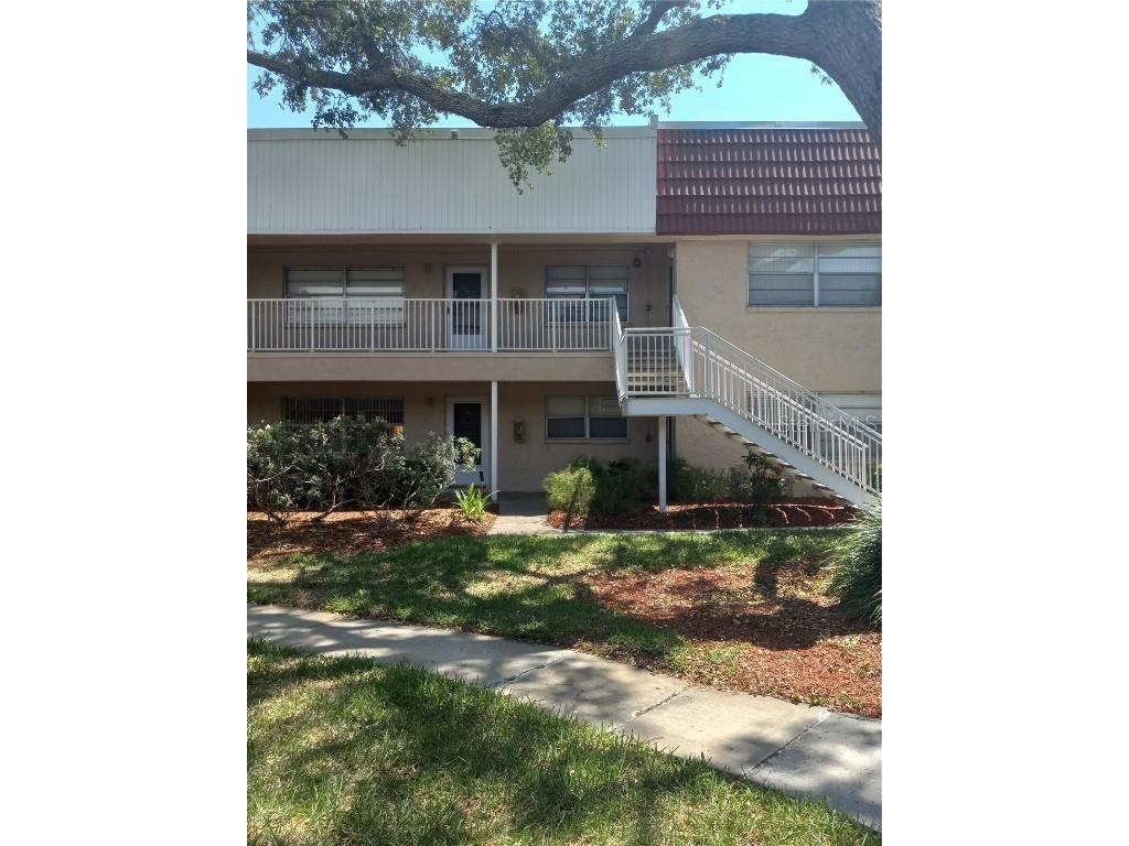 10037 62nd Terrace N #15 Saint Petersburg FL 33708 U8199932 image1