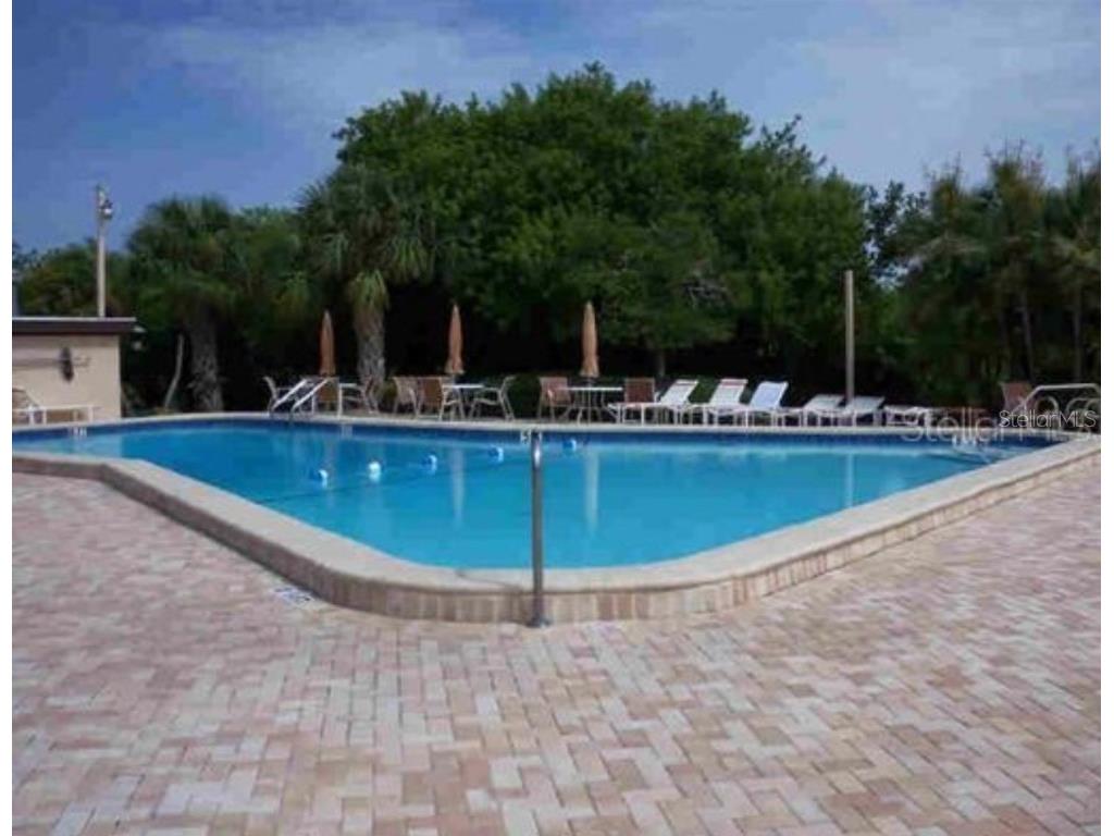 10037 62nd Terrace N #21 Saint Petersburg FL 33708 TB8409598 image4