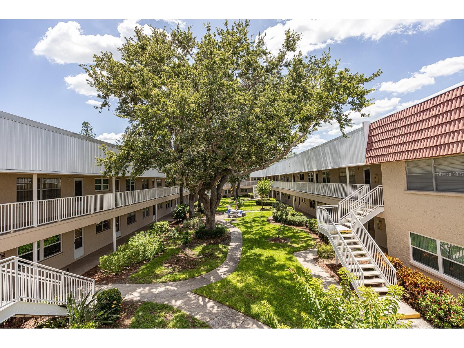 10037 62nd Terrace N #23 Saint Petersburg FL 33708 A4656703 image2