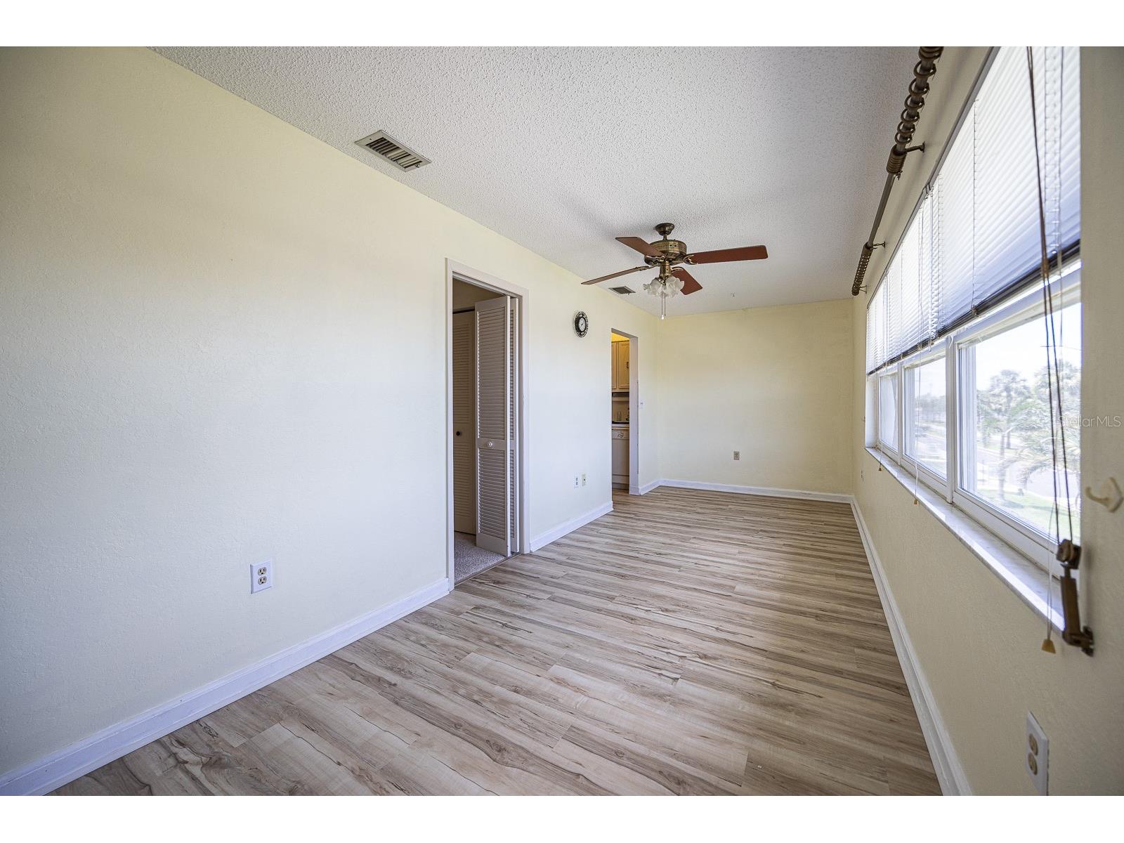 10037 62nd Terrace N #23 Saint Petersburg FL 33708 A4656703 image33