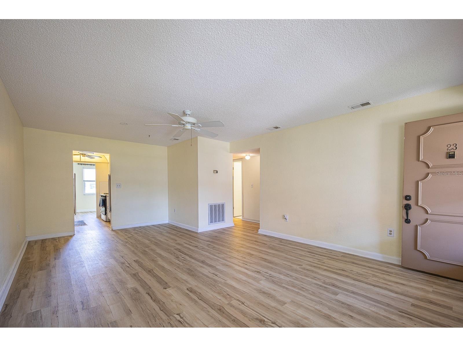 10037 62nd Terrace N #23 Saint Petersburg FL 33708 A4656703 image7