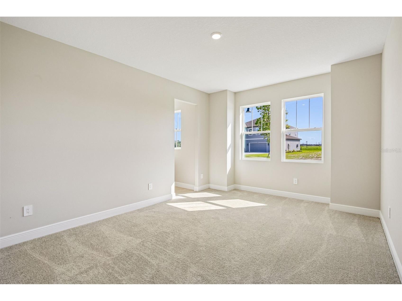 10037 Hidden Hammock Loop Parrish FL 34219 TB8482334 image4
