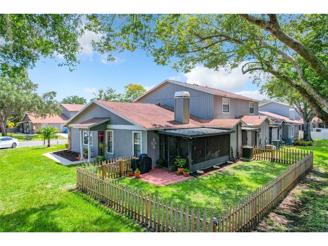 10037 Lake Oak Circle Tampa FL 33624 O6116211 image1