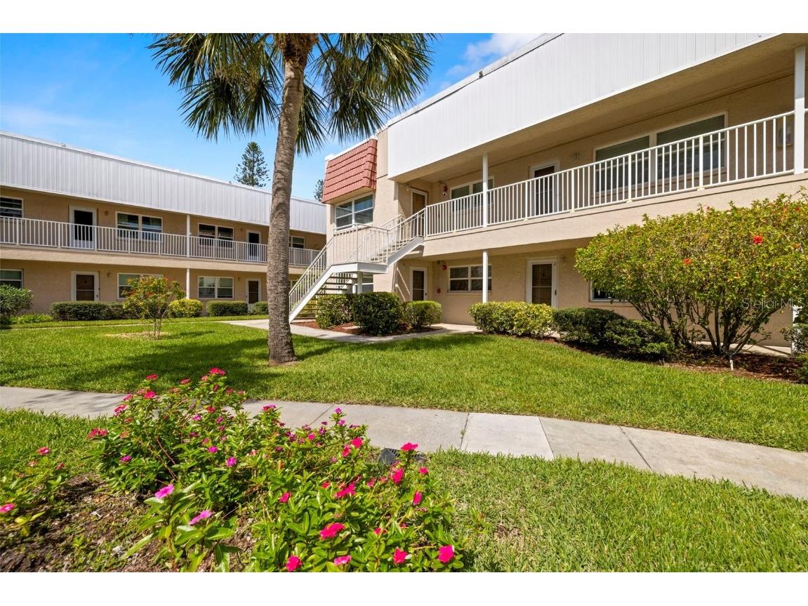10038 62nd Terrace N #1 Saint Petersburg FL 33708 TB8356544 image37