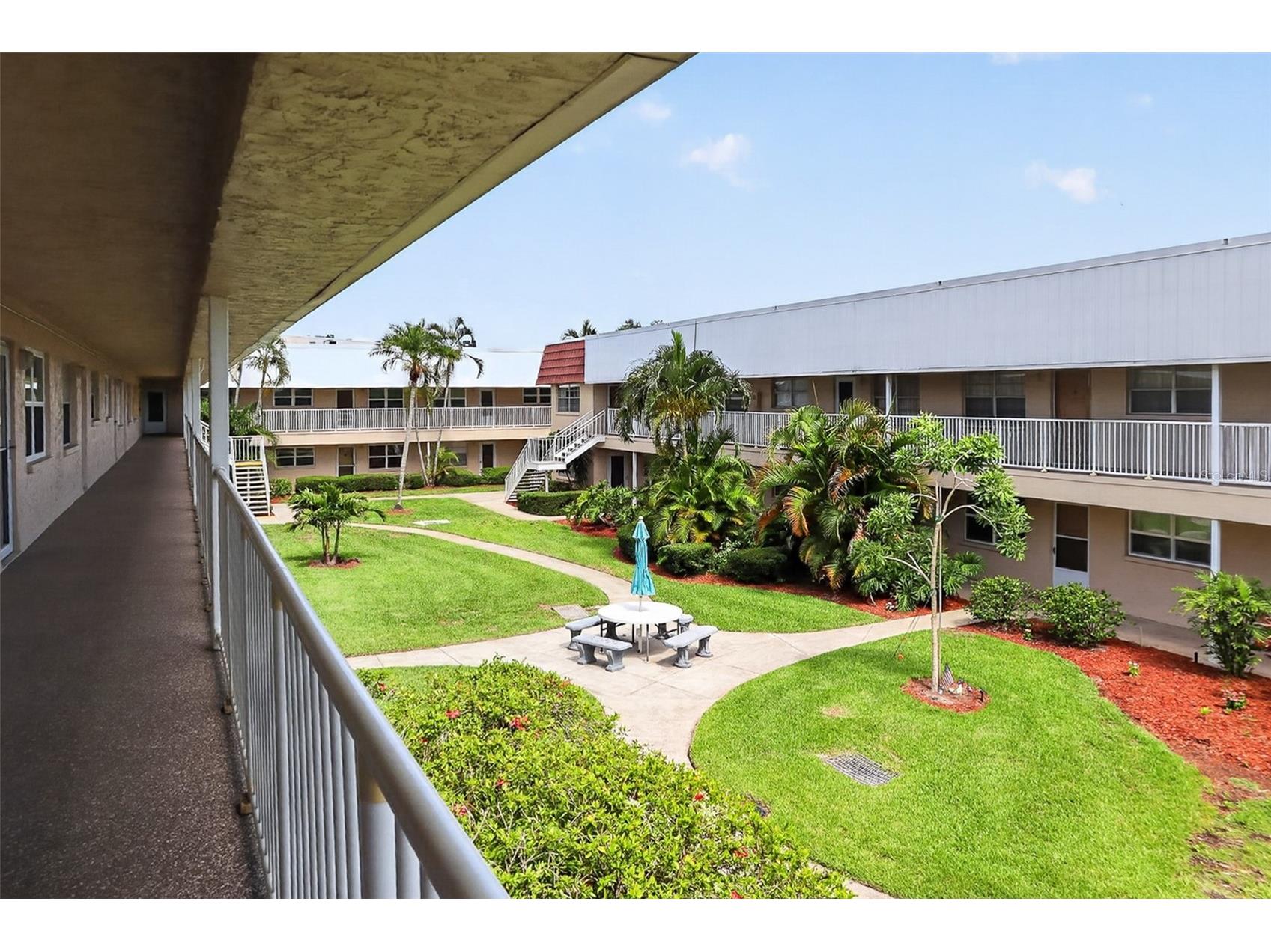 10038 62nd Terrace N #15 Saint Petersburg FL 33708 TB8513071 image4