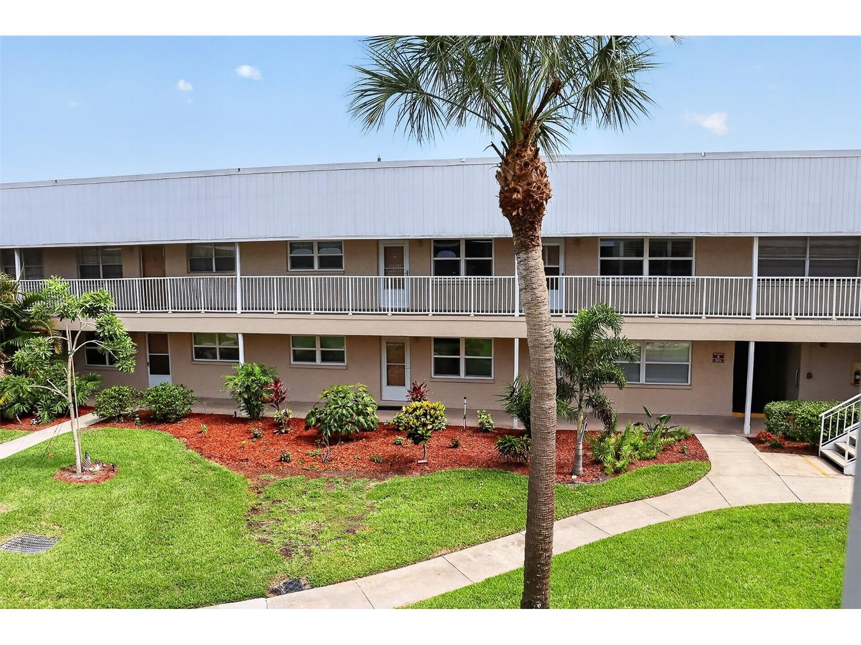 10038 62nd Terrace N #15 Saint Petersburg FL 33708 TB8513071 image6