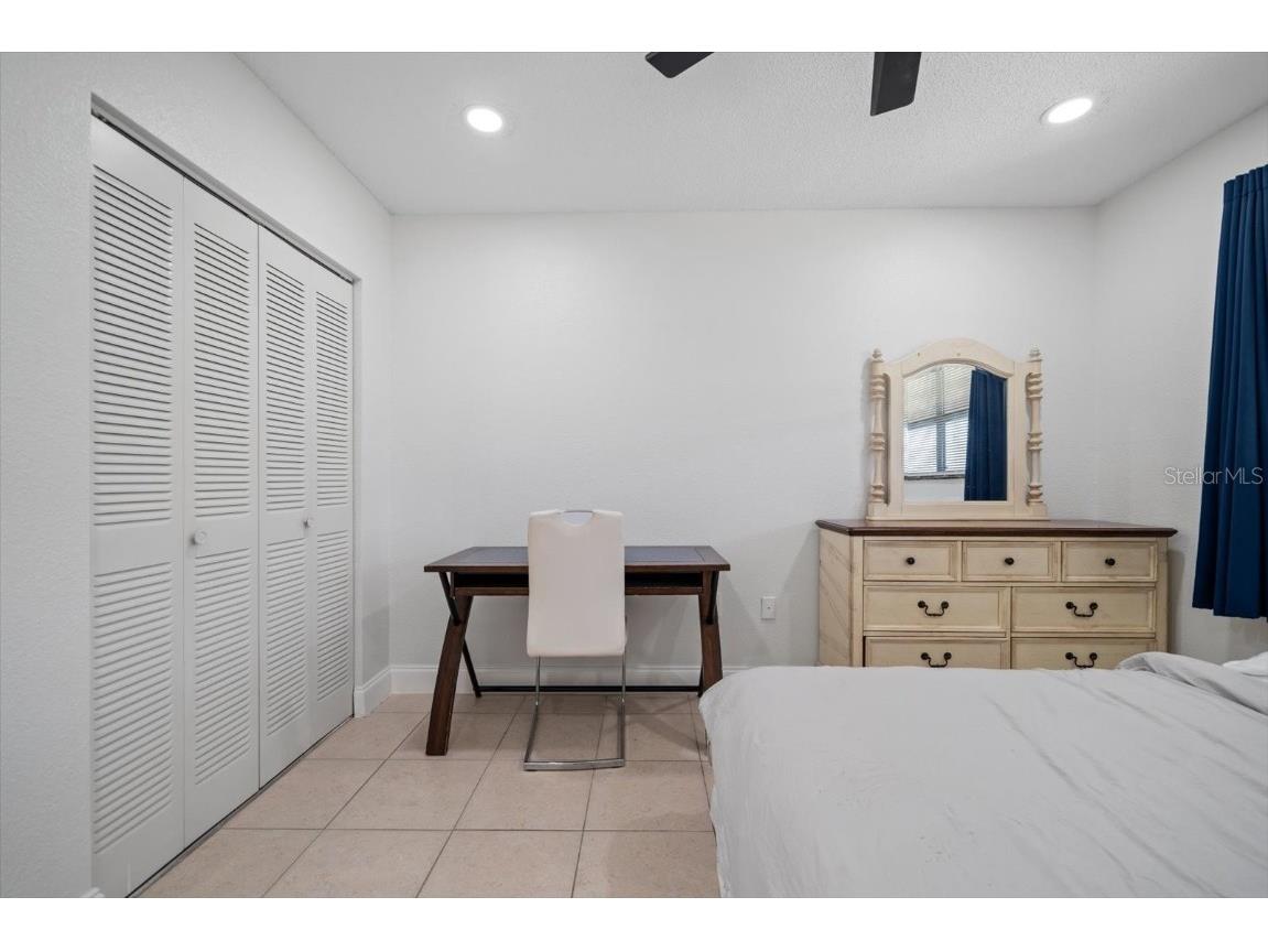 10038 62nd Terrace N #17 Saint Petersburg FL 33708 TB8390169 image20