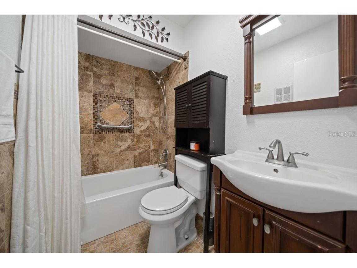 10038 62nd Terrace N #17 Saint Petersburg FL 33708 TB8390169 image21