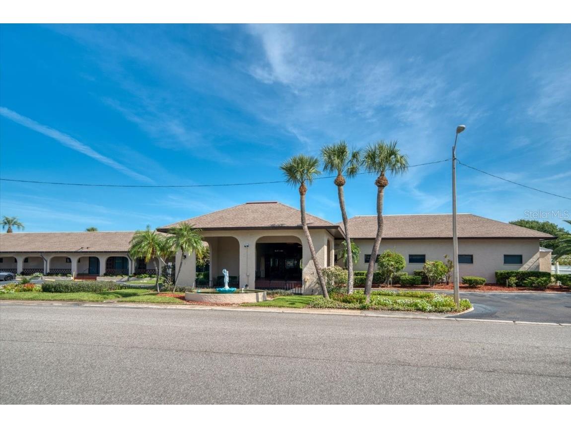 10038 62nd Terrace N #17 Saint Petersburg FL 33708 TB8390169 image6