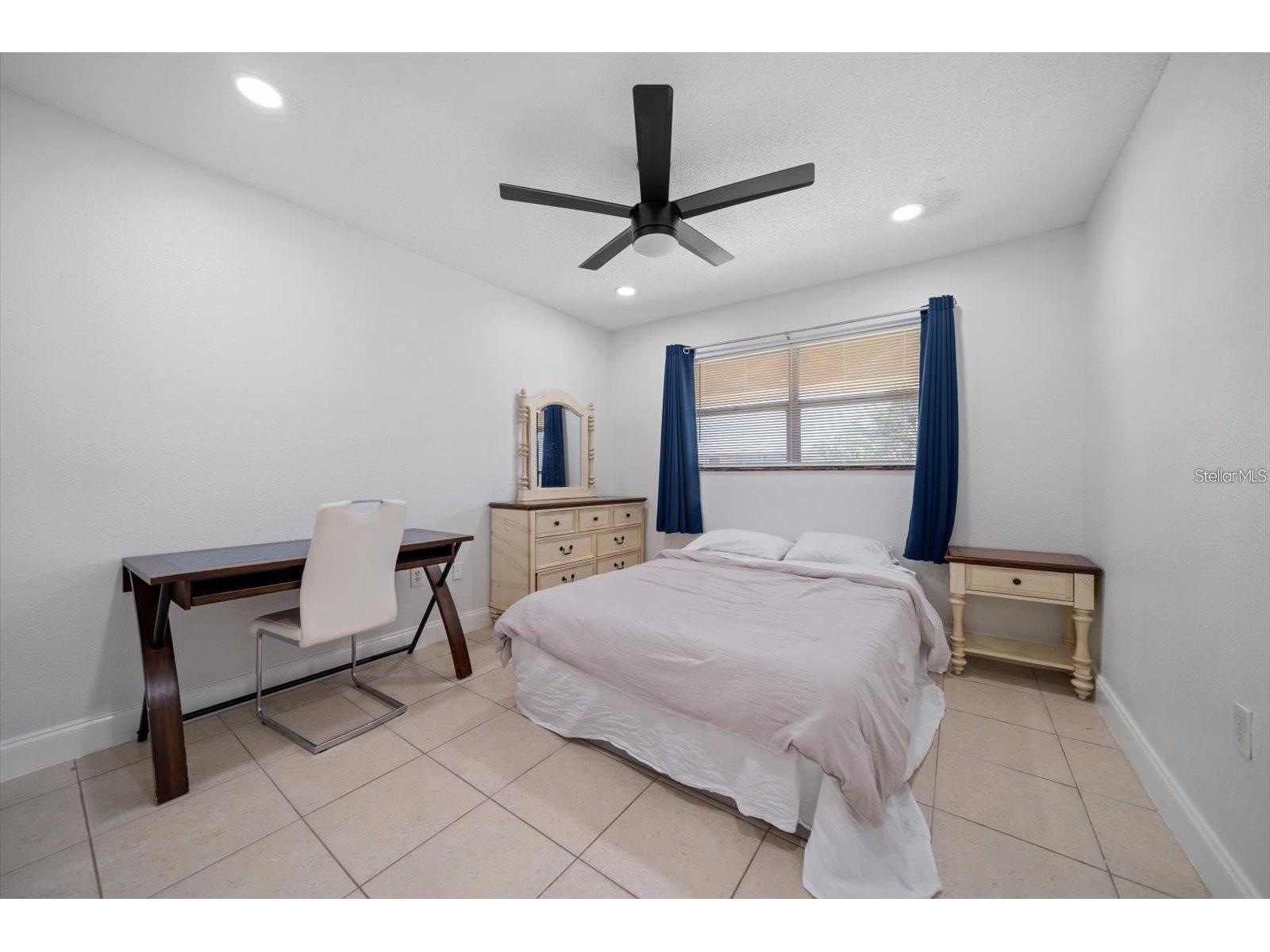 10038 62nd Terrace N #17 Saint Petersburg FL 33708 TB8470494 image11