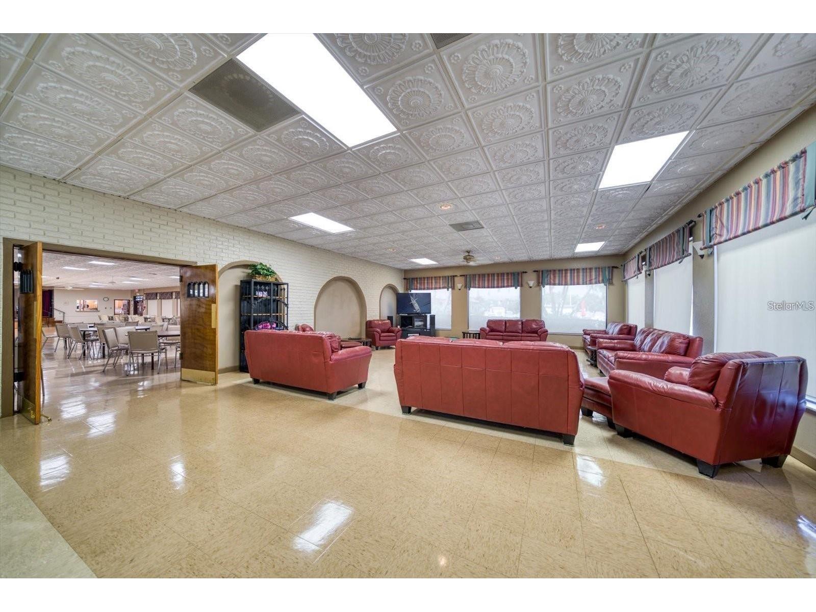 10038 62nd Terrace N #17 Saint Petersburg FL 33708 TB8470494 image23