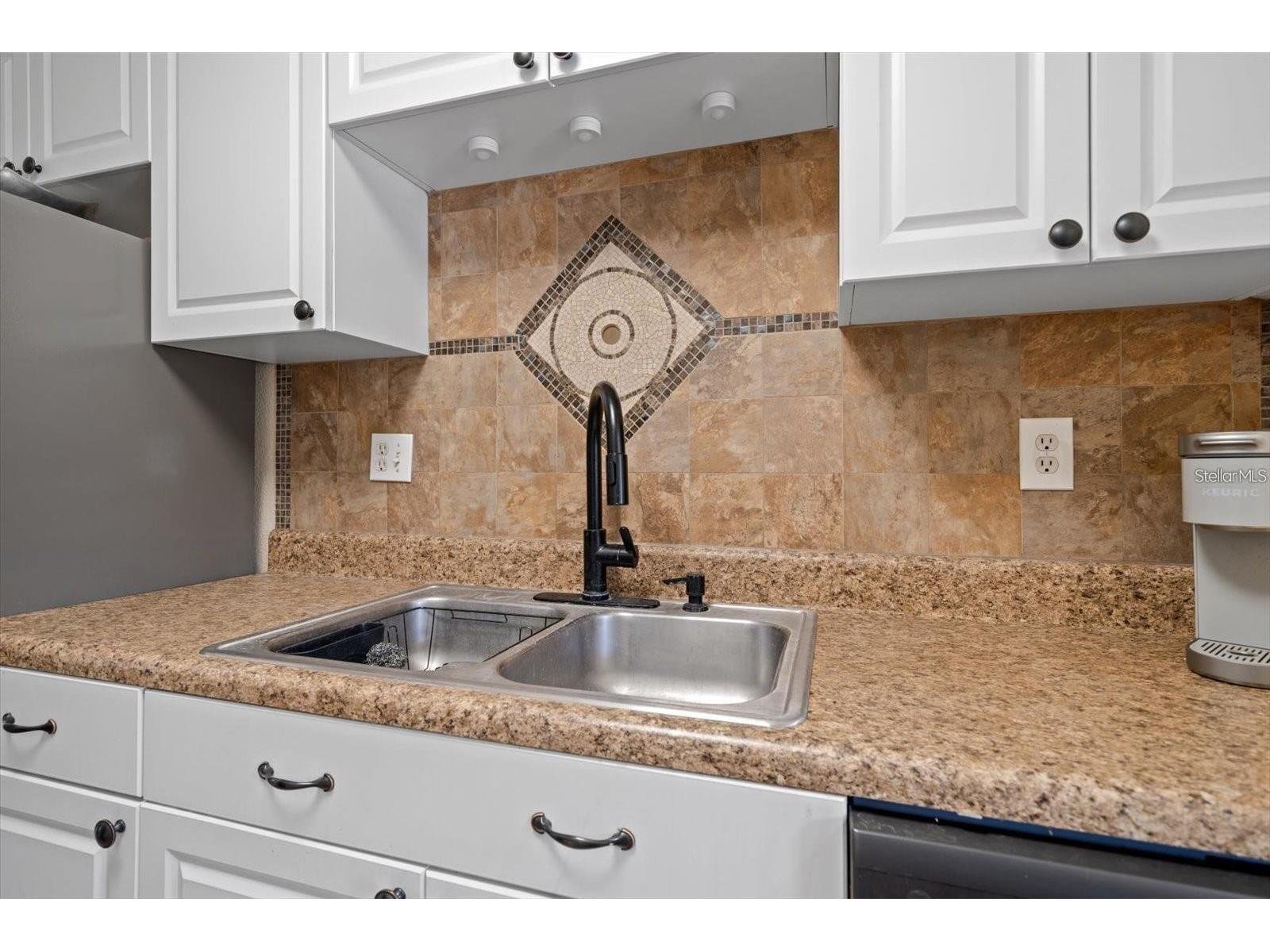 10038 62nd Terrace N #17 Saint Petersburg FL 33708 TB8470494 image9