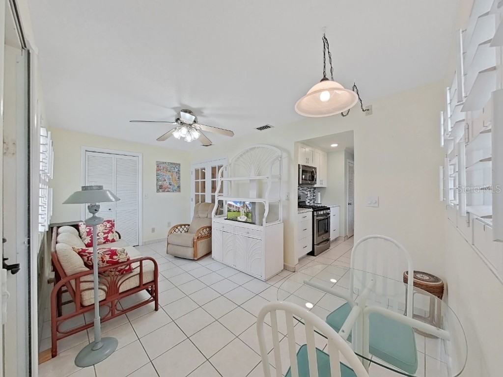 10038 62nd Terrace N #8 Saint Petersburg FL 33708 TB8428604 image13