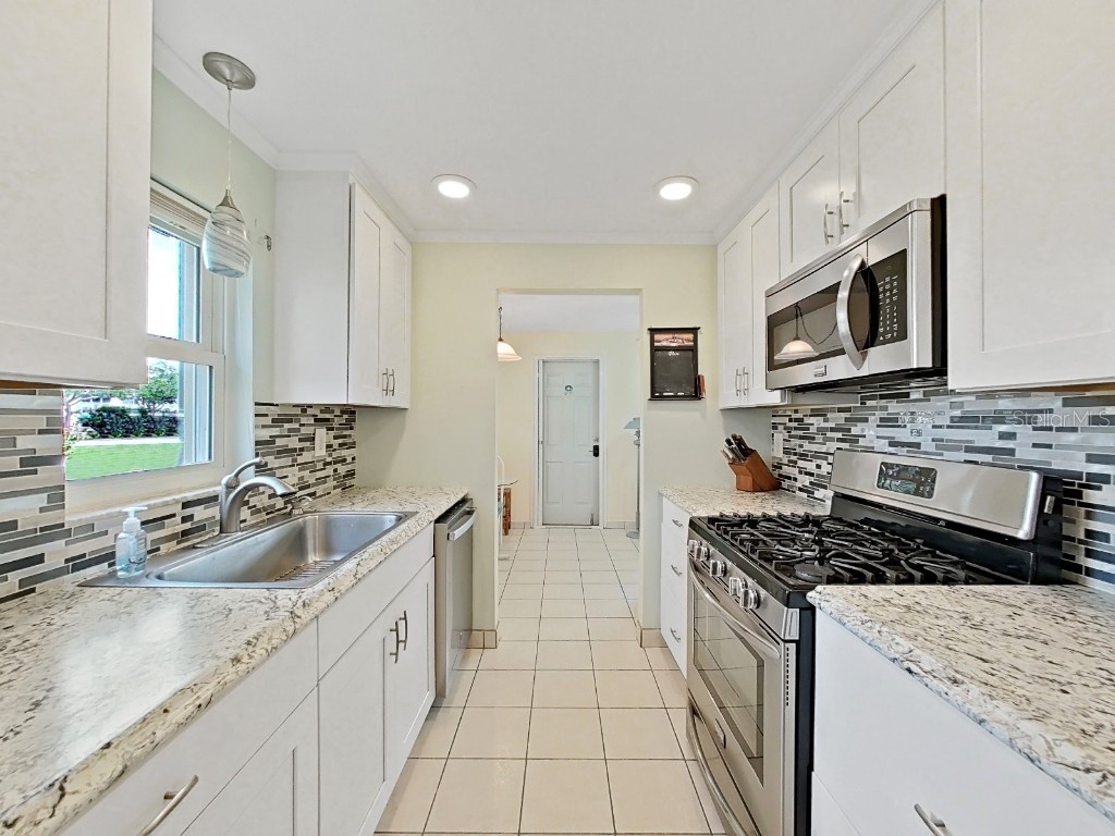 10038 62nd Terrace N #8 Saint Petersburg FL 33708 TB8428604 image9