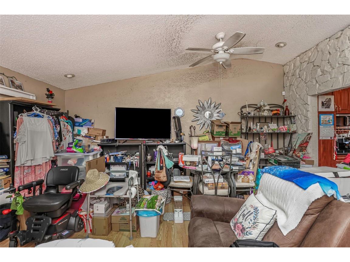 10039 88th Street Seminole FL 33777 TB8428895 image10