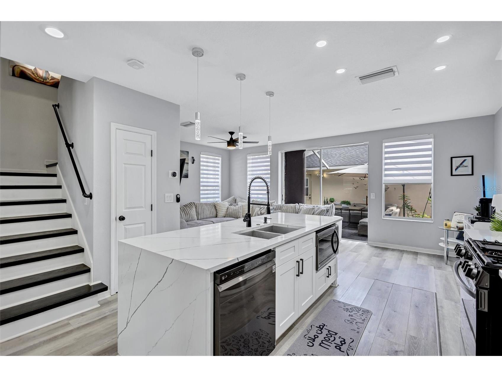 10039 Bradwell Place Tampa FL 33626 TB8496345 image23