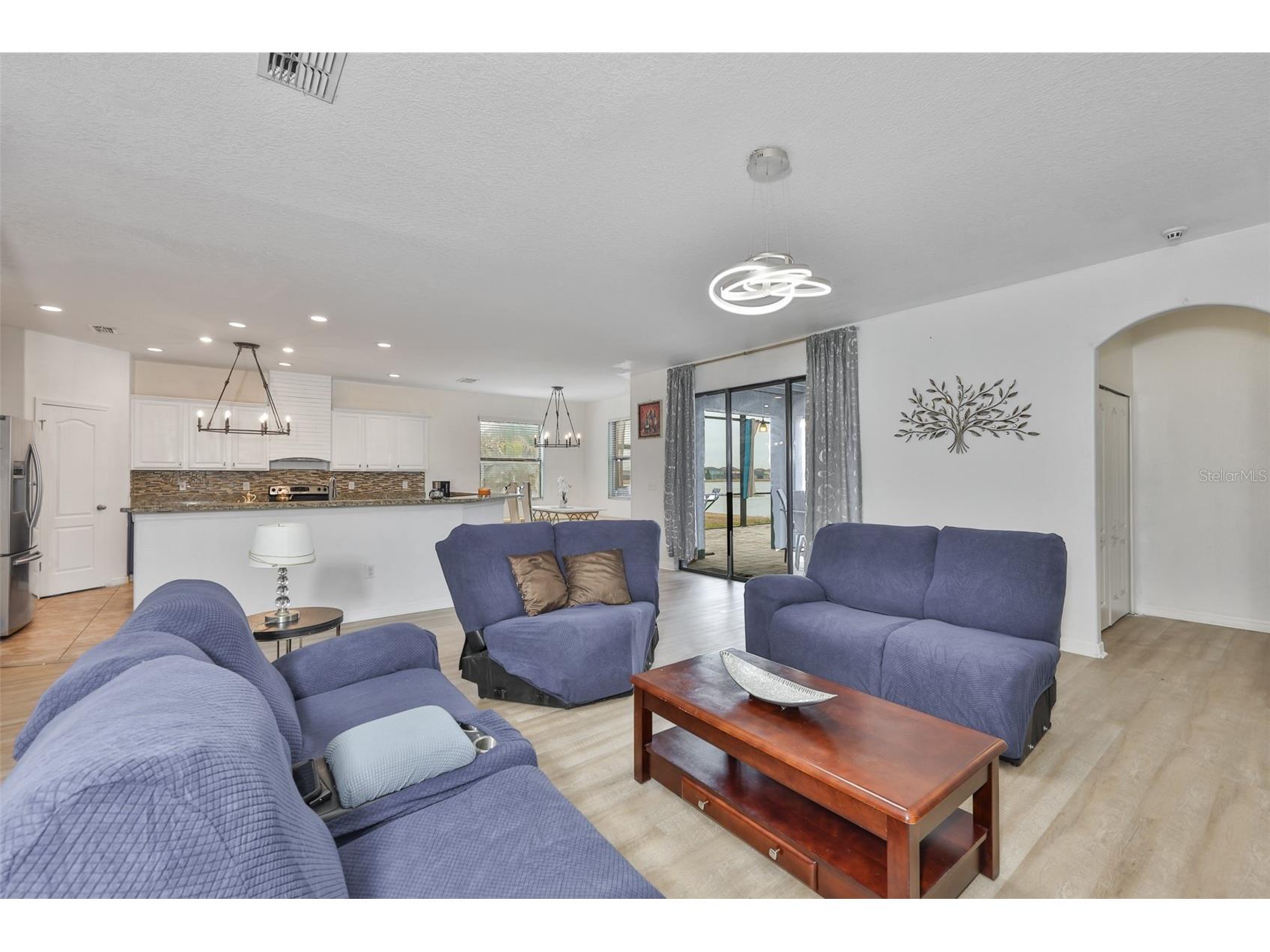 10039 Smarty Jones Drive Ruskin FL 33573 TB8480417 image14