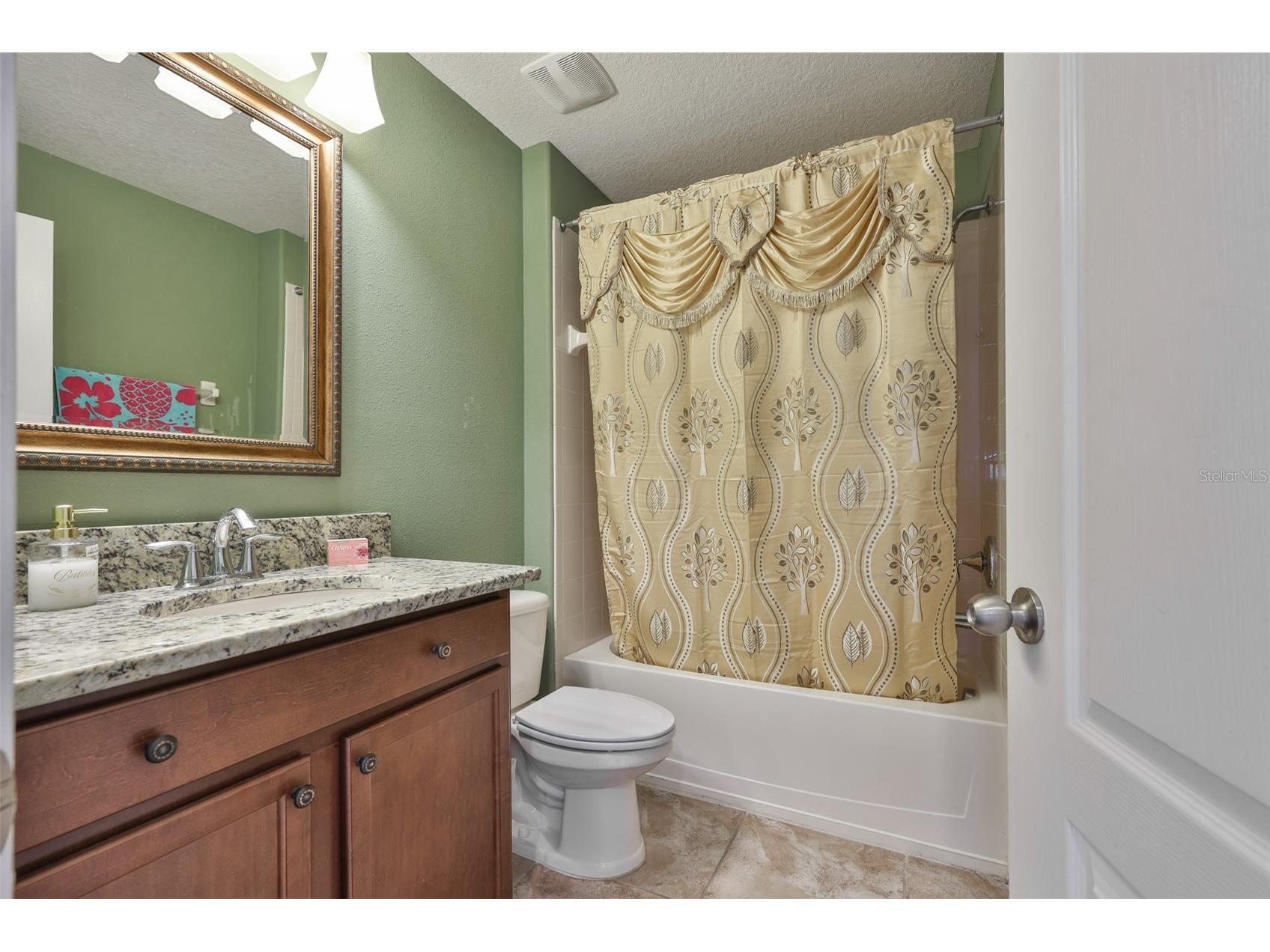 10039 Smarty Jones Drive Ruskin FL 33573 TB8480417 image33