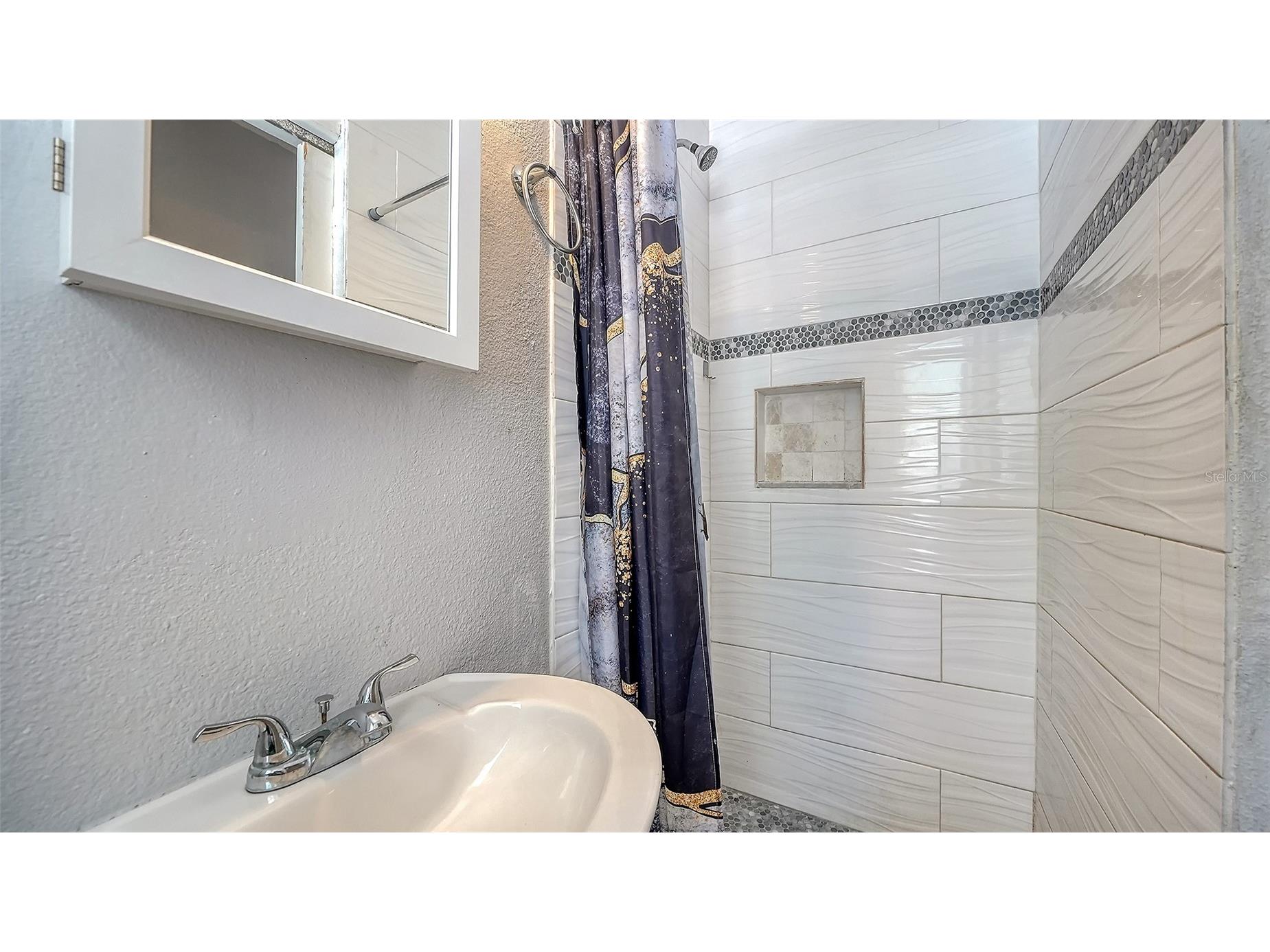 1004 27th Avenue W Bradenton FL 34205 A4699307 image13