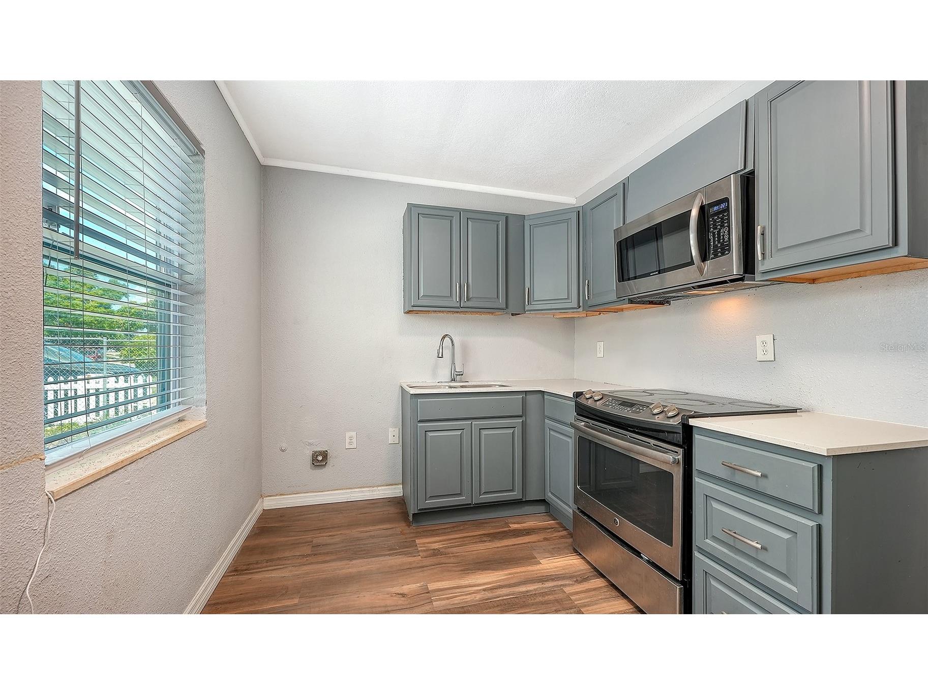 1004 27th Avenue W Bradenton FL 34205 A4699307 image6