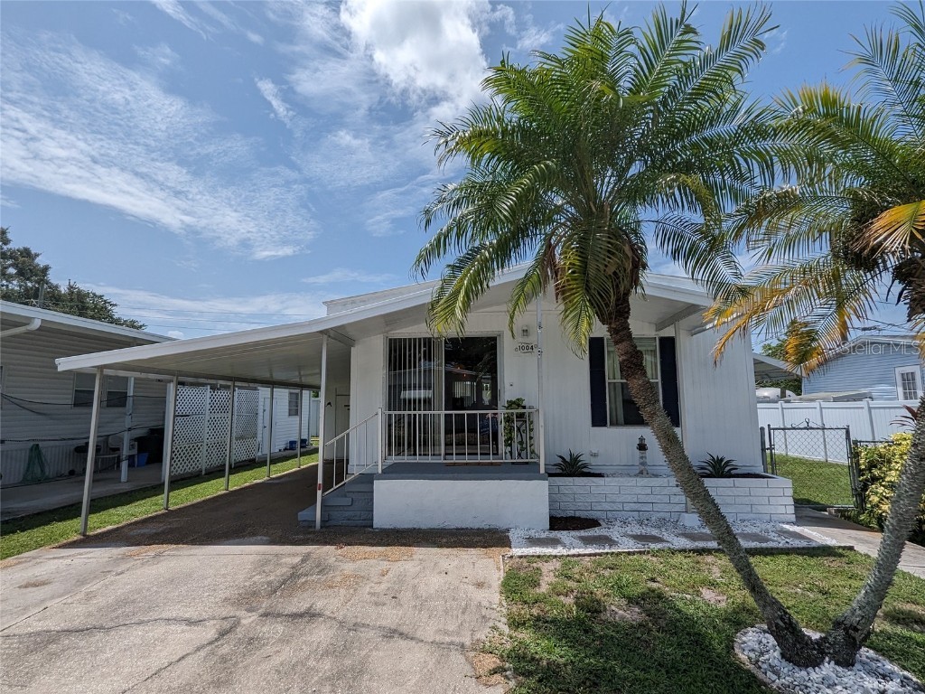 1004 51st Avenue W Bradenton FL 34207 U8208441 image1