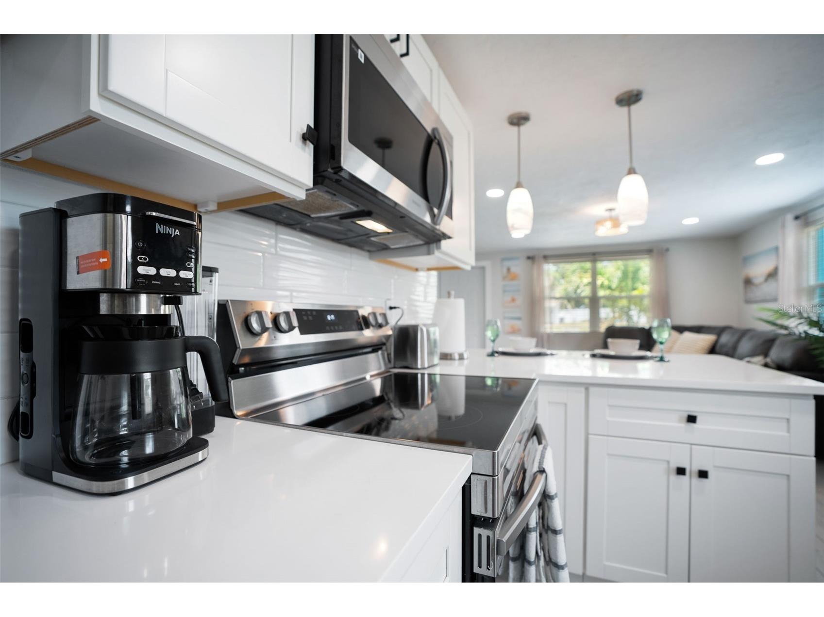 1004 67th Avenue W Bradenton FL 34207 A4682691 image34