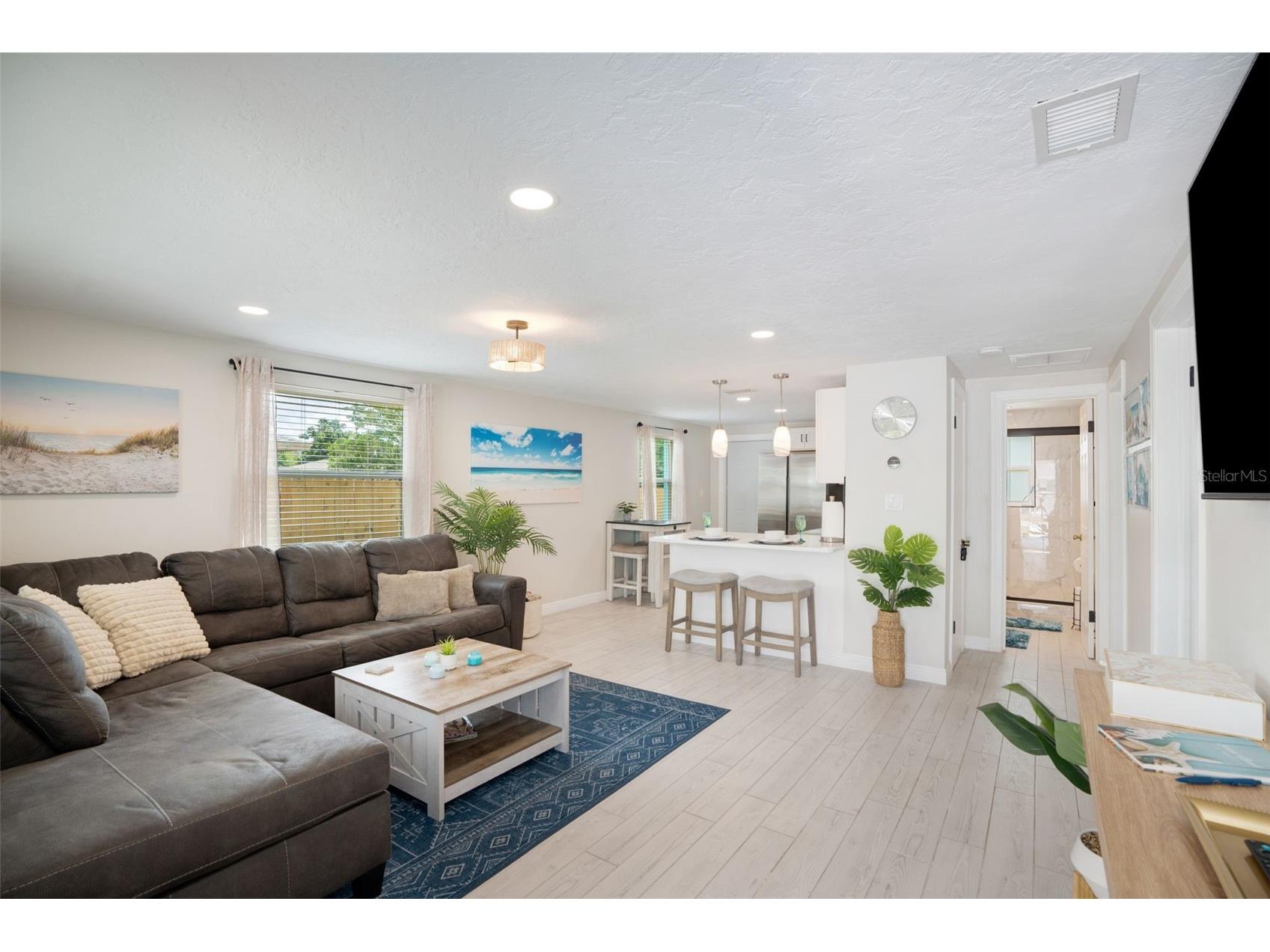 1004 67th Avenue W Bradenton FL 34207 A4682691 image40