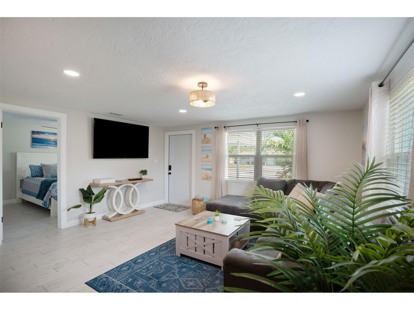 1004 67th Avenue W Bradenton FL 34207 A4682691 image41