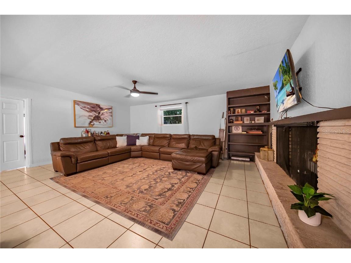 1004 Avenue G NE Winter Haven FL 33881 P4931111 image11