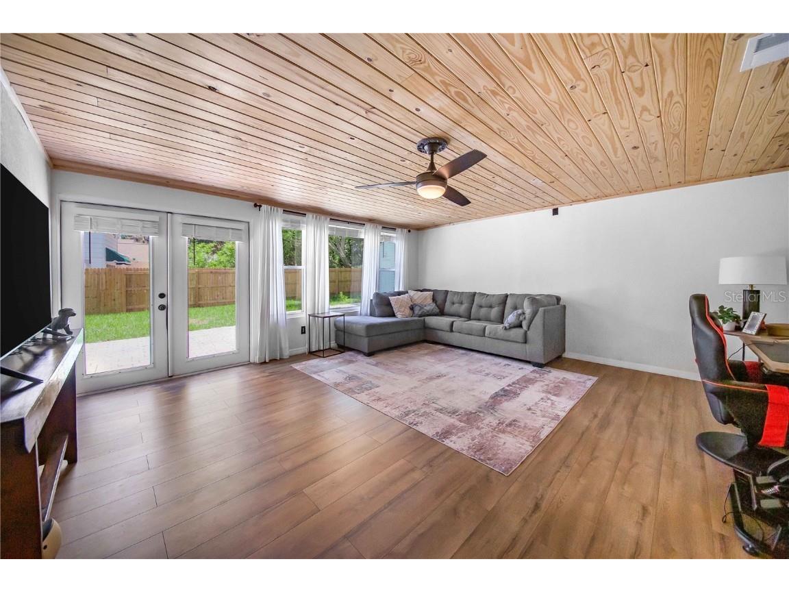 1004 Avenue G NE Winter Haven FL 33881 P4931111 image16