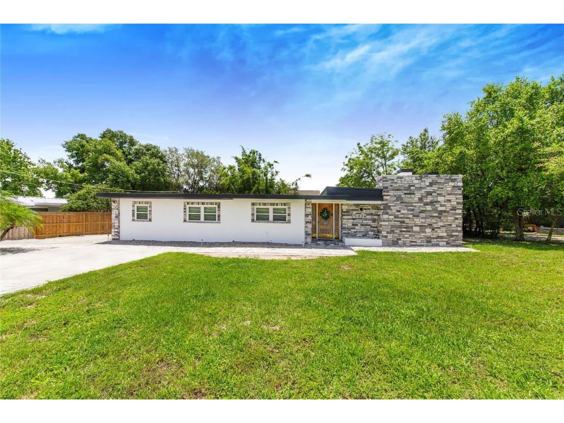 1004 Avenue G NE Winter Haven FL 33881 P4931111 image2