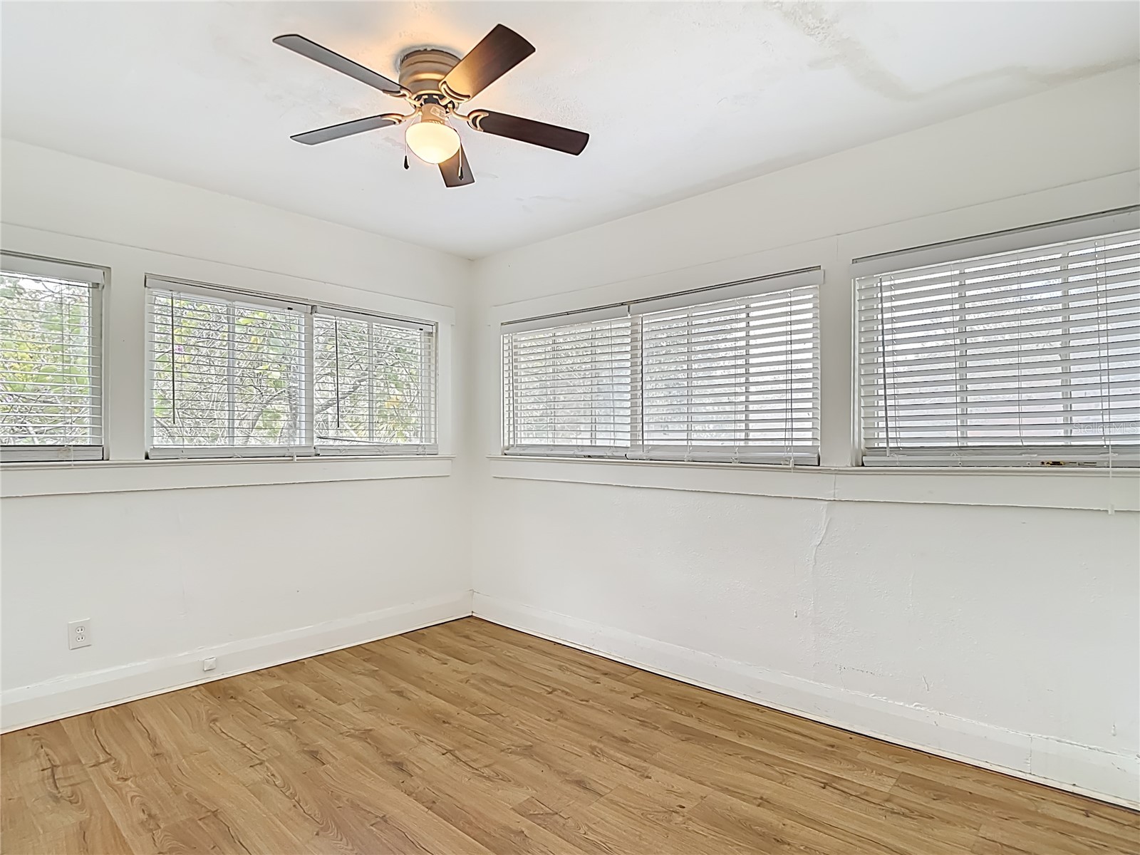 1004 E 22nd Avenue Tampa FL 33605 TB8489680 image51