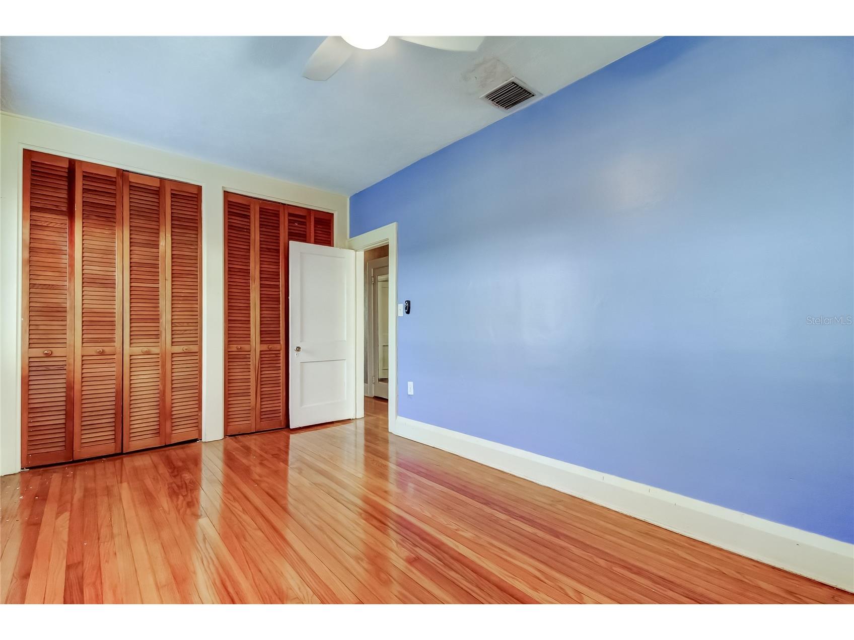 1004 E Crenshaw Street Tampa FL 33604 TB8468698 image32