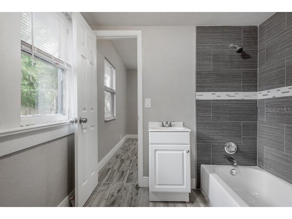 1004 E Louisiana Avenue Tampa FL 33603 TB8407789 image21