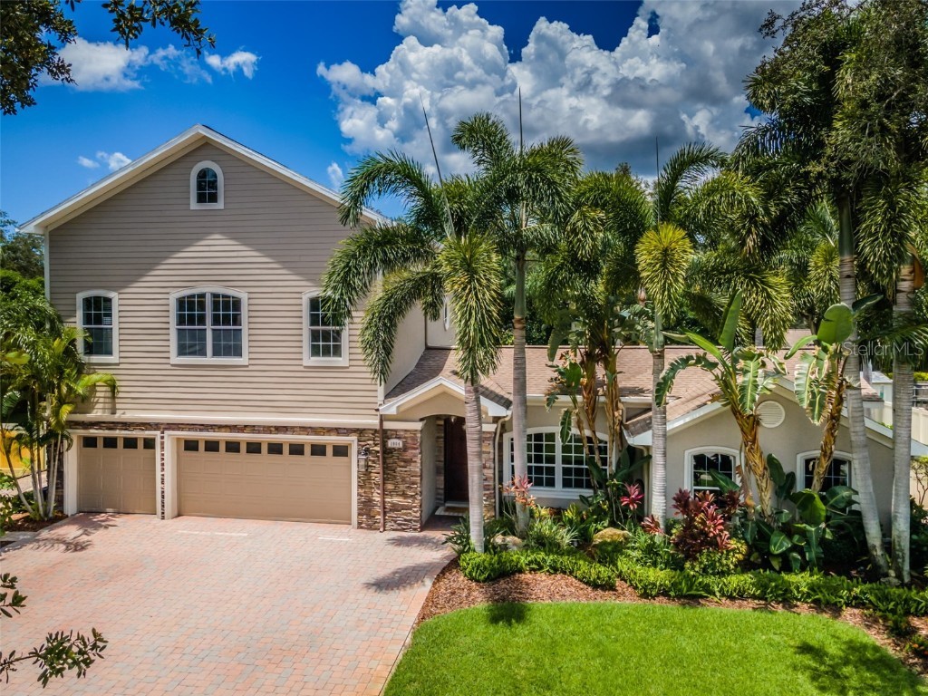 1004 Jamaica Way Tarpon Springs FL 34689 W7863650 image1